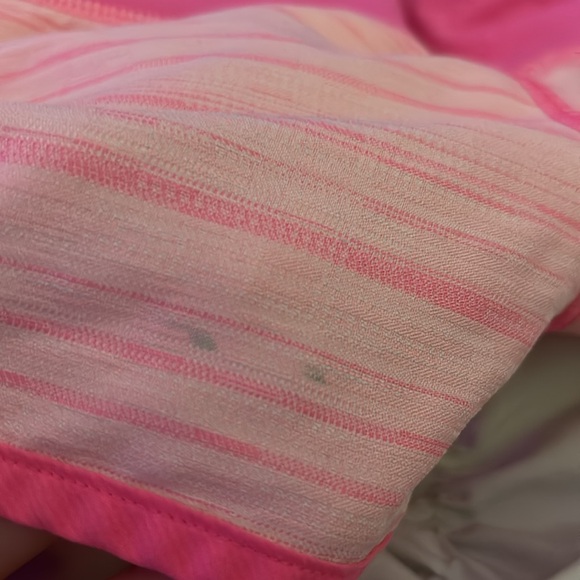 Lulu shorts size 4 - Picture 5 of 5